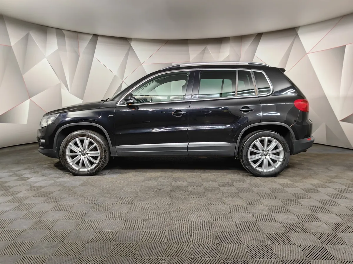Volkswagen Tiguan 2.0 TSI 4Motion AT (170 л.с.) Sport&Style Серый в АВИЛОН. Слайд №5