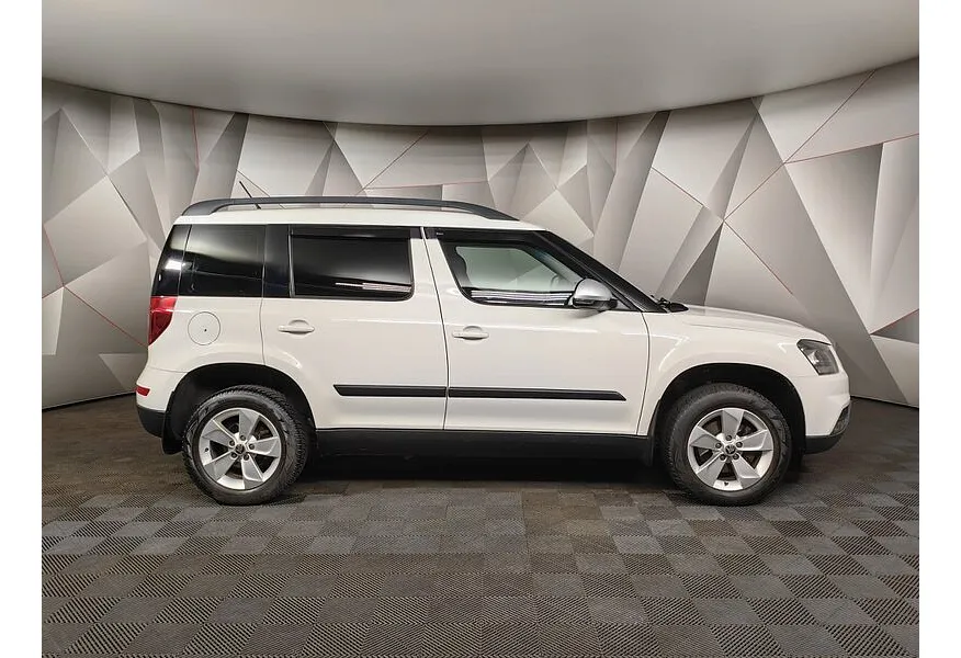 АВИЛОН - Skoda Yeti 1.8 TSI 4x4 DSG (152 л.с.) Белый - slide 3