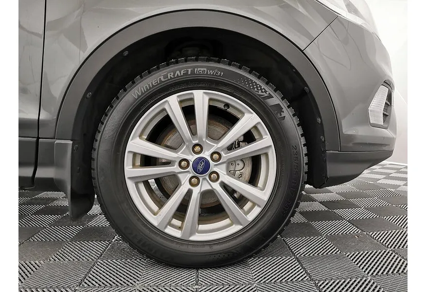 Ford Kuga 2.5 AT (150 л.с.) Titanium Серый в АВИЛОН. Слайд №9