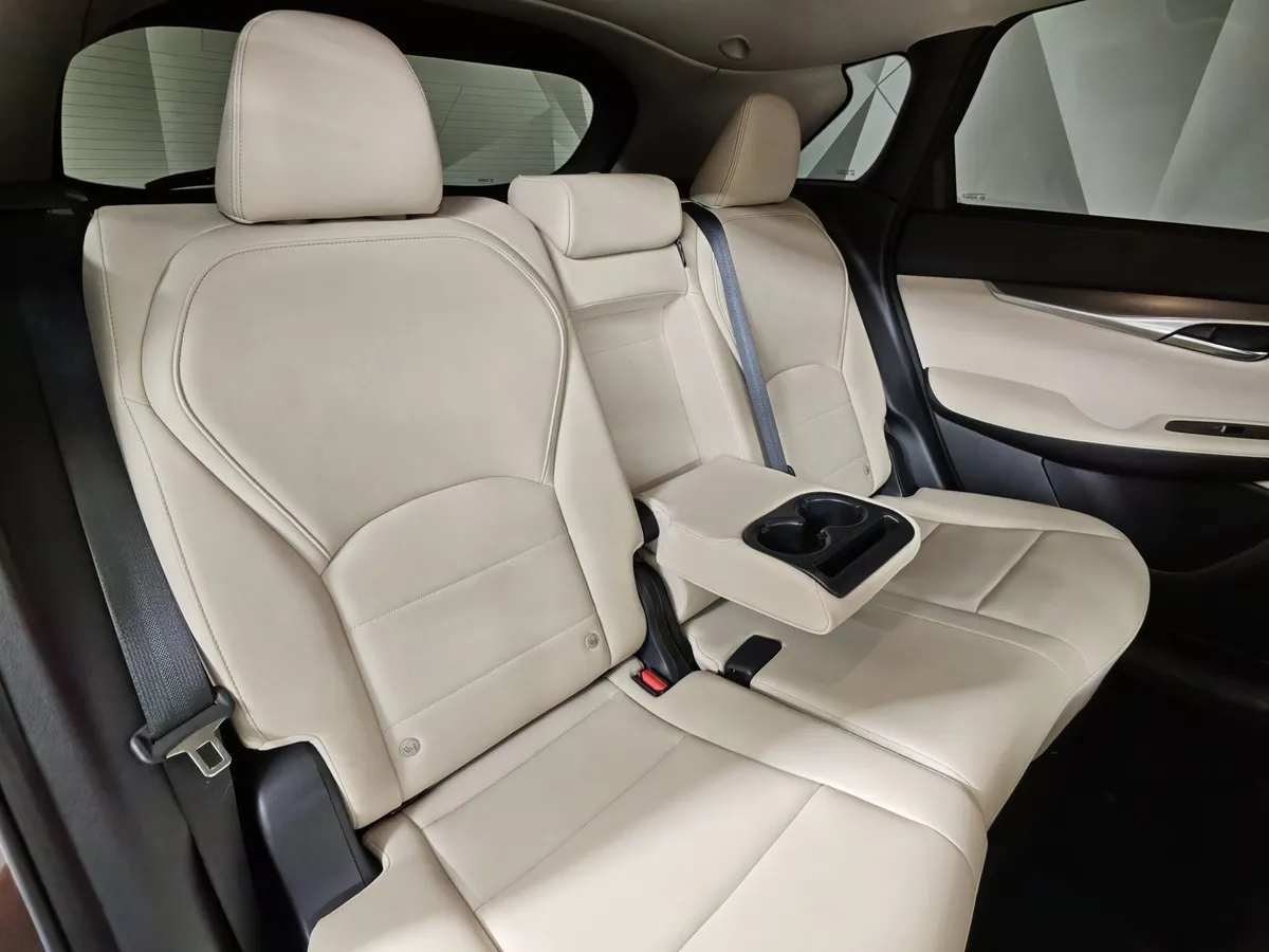 Infiniti QX50 2.0 VC-T CVT AWD (249 л.с.) Коричневый в АВИЛОН. Слайд №16