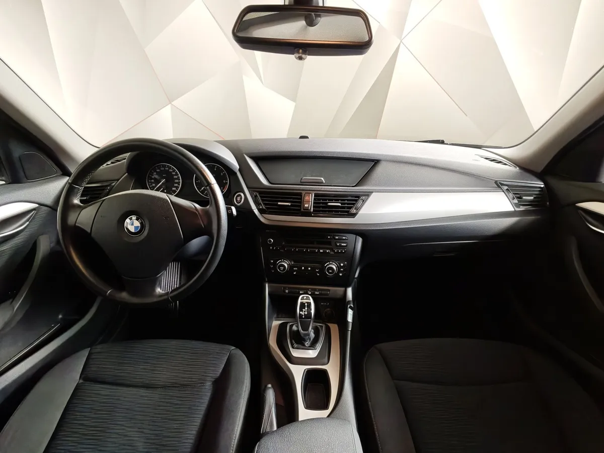 BMW X1 xDrive20i AT (184 л.с.) Коричневый в АВИЛОН. Слайд №11