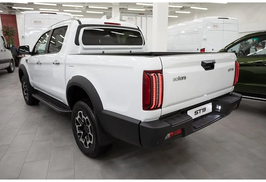 Sollers ST9 2.0G 8AT AWD (224 л.с.) Ultimate Белый в АВИЛОН. Слайд №5