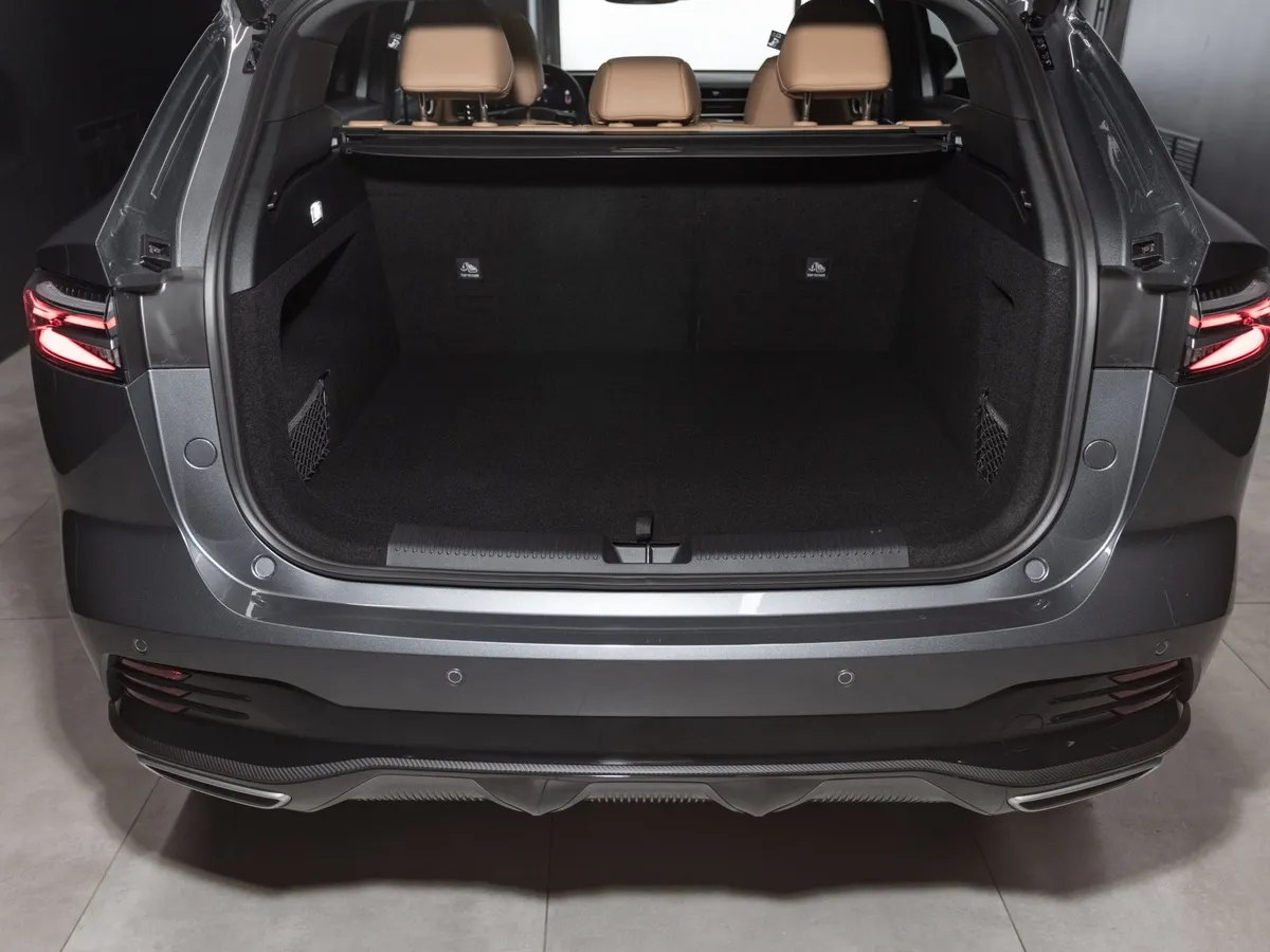 Москвич М70 1.5 DCT FWD (150 л.с.) Драйв Серый в АВИЛОН. Слайд №14