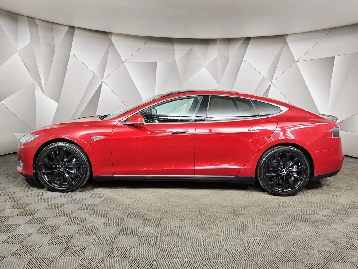 Tesla Model S 85 Performance (421 л.с.) Красный в АВИЛОН. Слайд №5