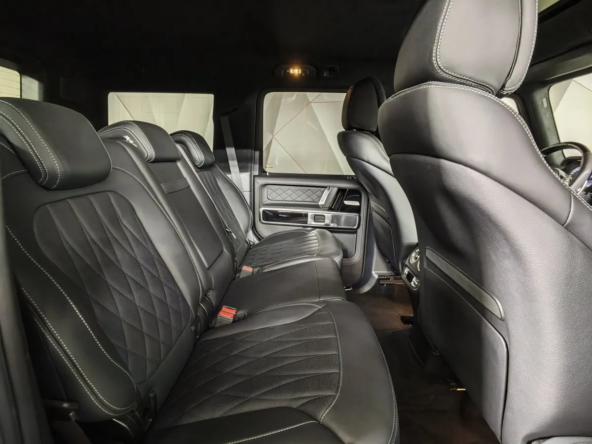 Mercedes-Benz G-Класс G 63 AMG Speedshift 4Matic (585 л.с.) Синий в АВИЛОН. Слайд №16