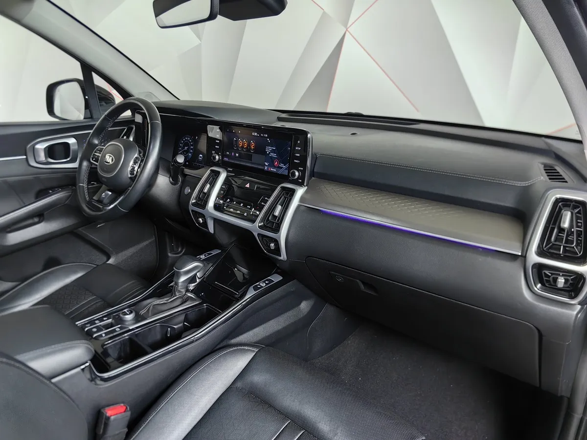 Kia Sorento 3.5 MPI 4WD AT (249 л.с.) Premium Черный в АВИЛОН. Слайд №13