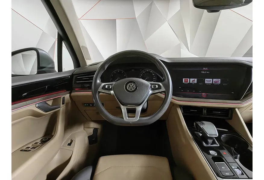 Volkswagen Touareg 2.0 TSI Tiptronic 4Motion (249 л.с.) Respect Серый в АВИЛОН. Слайд №19