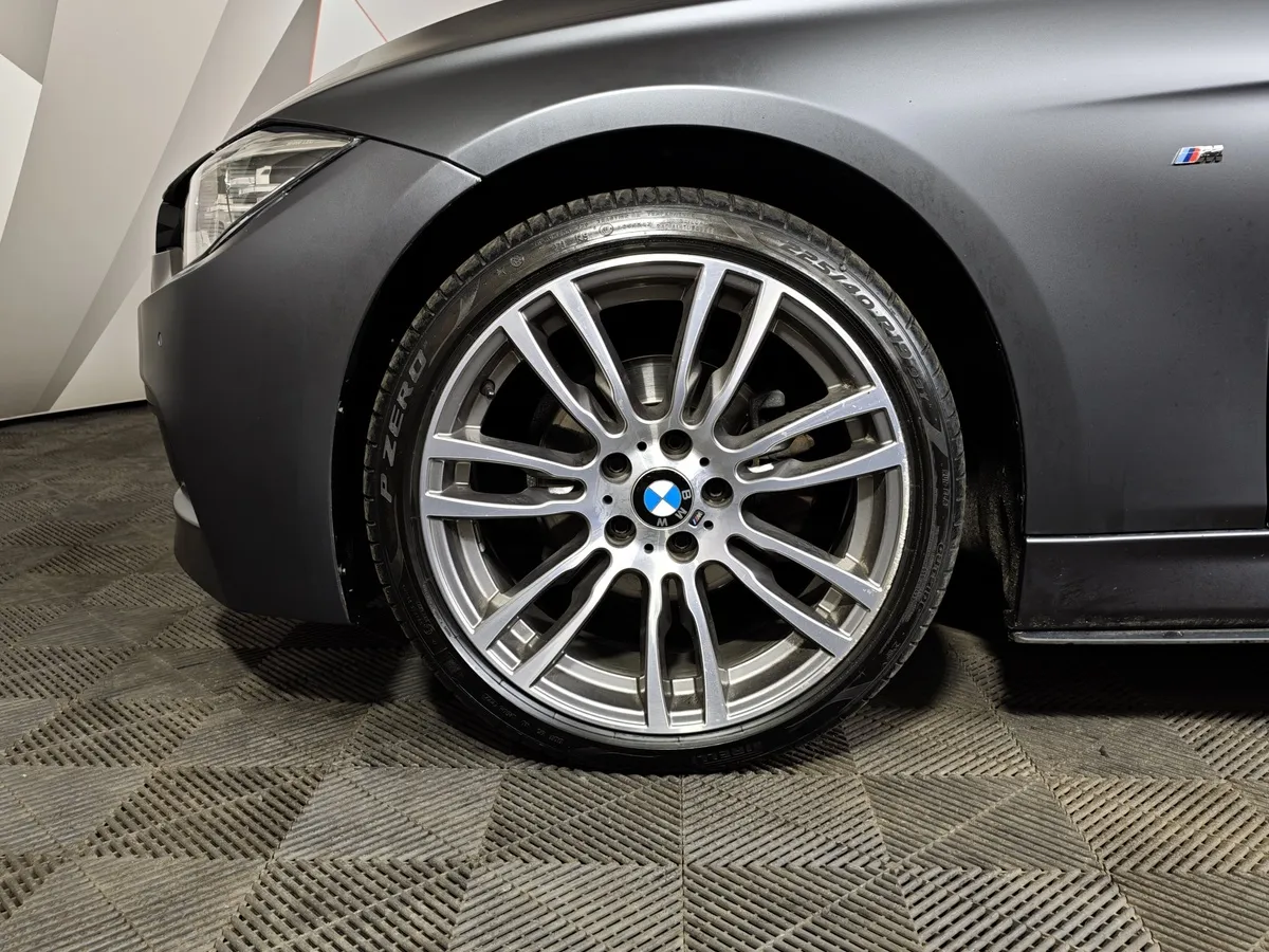 BMW 3 серия 320i xDrive AT (184 л.с.) Серый в АВИЛОН. Слайд №7