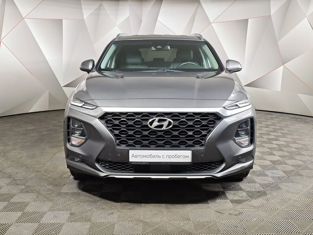 Hyundai Santa Fe 2.4 (188 л.с.) - 6AT Lifestyle Серый в АВИЛОН. Слайд №7