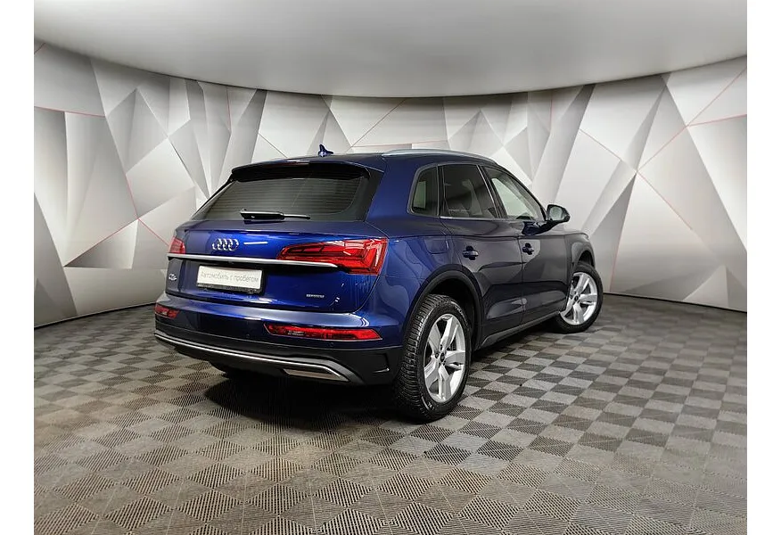 Audi Q5 2.0 TFSI S tronic quattro (249 л.с.) Синий в АВИЛОН. Слайд №2