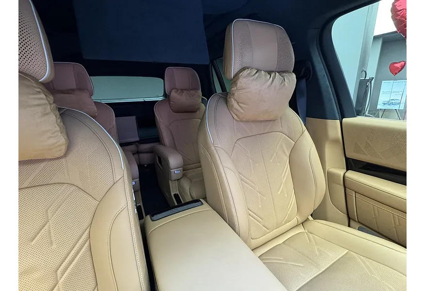 Zeekr 9X 2.0h AT 4WD (1177 л.с.) Hyper Черный в АВИЛОН. Слайд №14