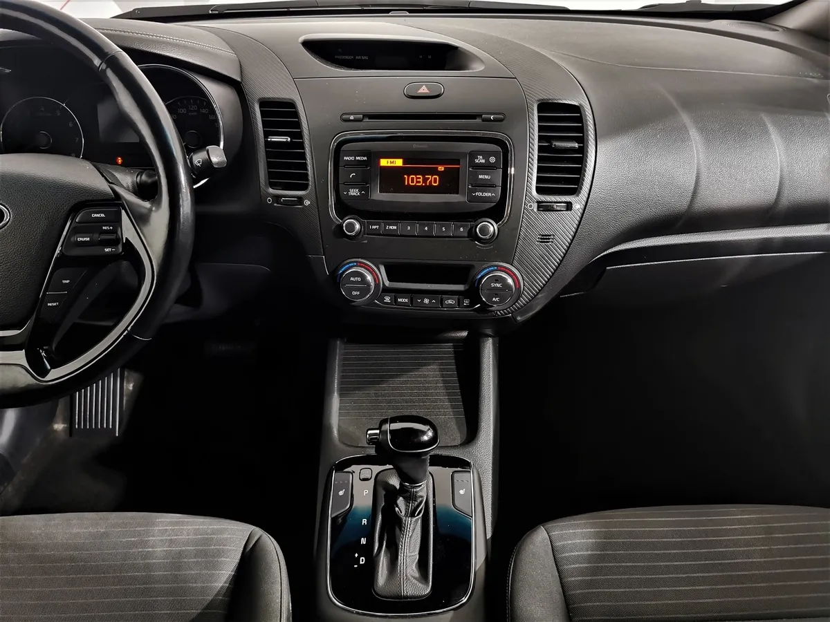 Kia Cerato 1.6 AT (130 л.с.) Comfort Черный в АВИЛОН. Слайд №14