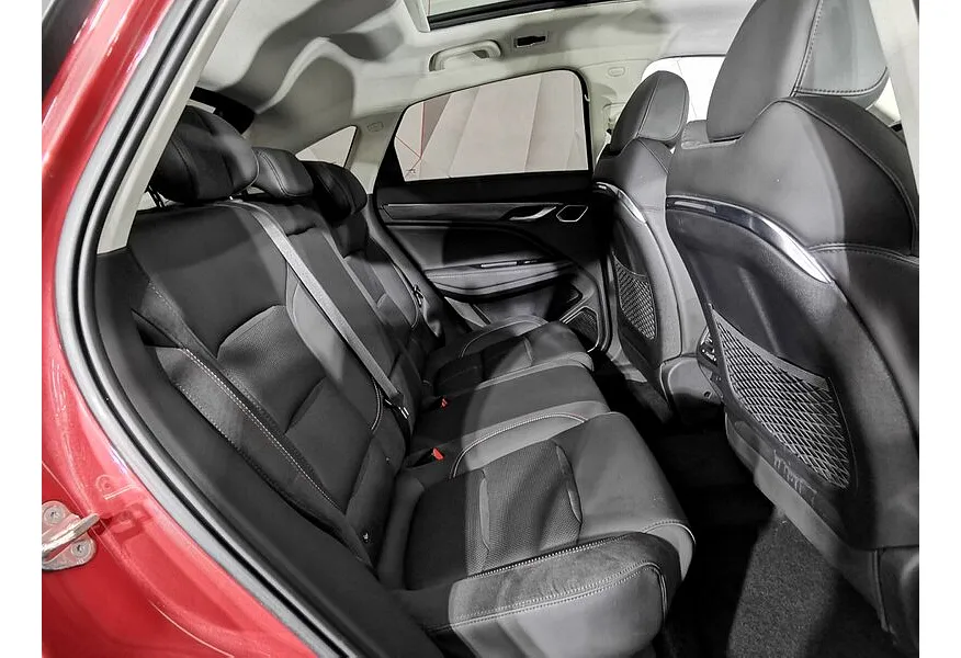 Geely Tugella 2.0 AT AWD (238 л.с.) Flagship Красный в АВИЛОН. Слайд №17