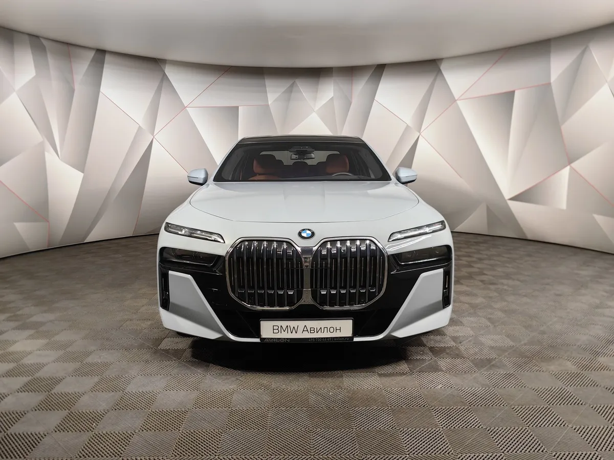 BMW 7 серия 735i Steptronic (286 л.с.) Серый в АВИЛОН. Слайд №3