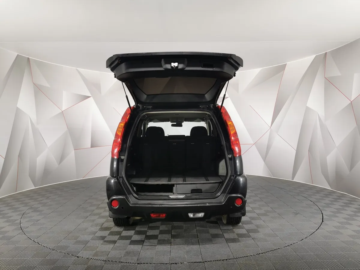 Nissan X-Trail 2.0 CVT AWD (141 л.с.) Черный в АВИЛОН. Слайд №11