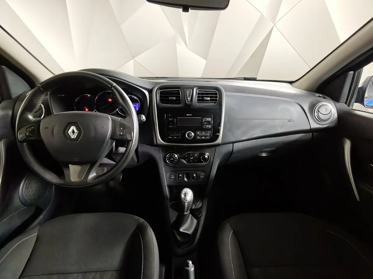 Renault Sandero 1.6 MT (113 л.с.) Stepway Drive Синий в АВИЛОН. Слайд №14