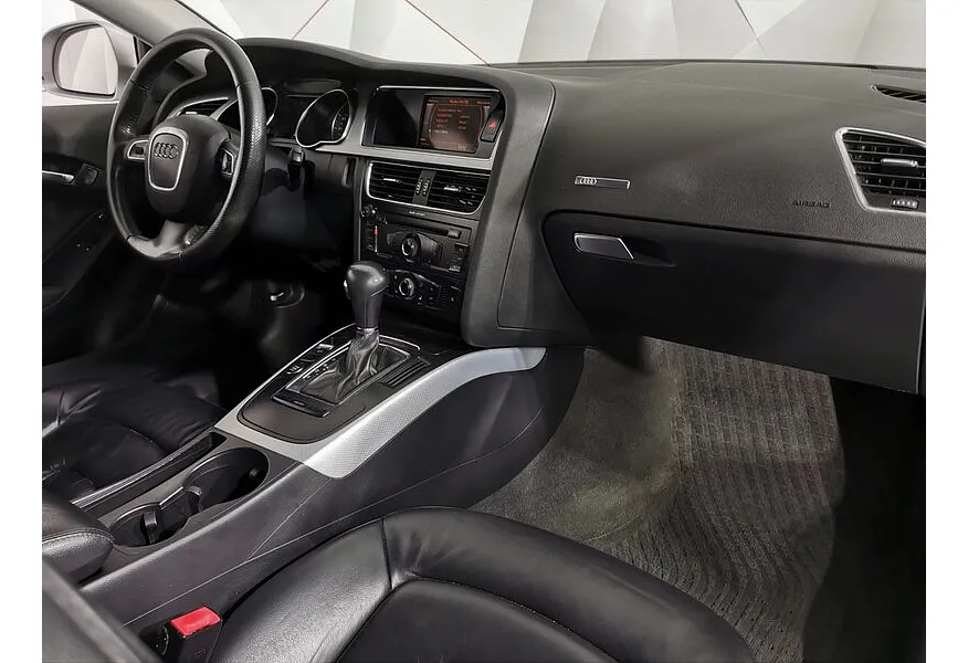 Audi A5 1.8 TFSI multitronic (170 л.с.) Серебристый в АВИЛОН. Слайд №10