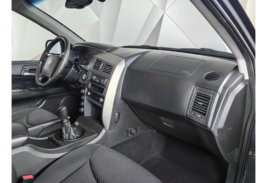 SsangYong Kyron 2.3 MT 4WD (150 л.с.) Серый в АВИЛОН. Слайд №13