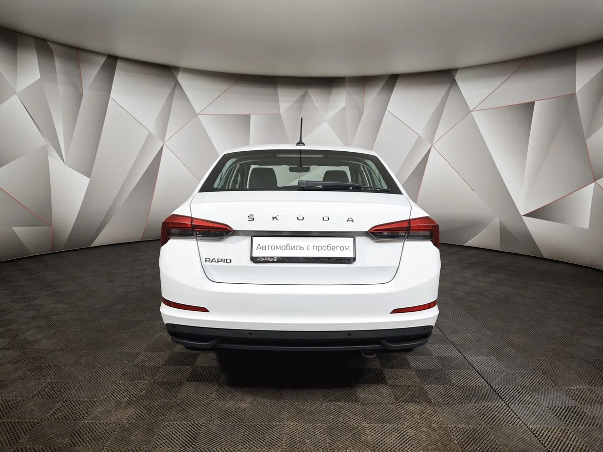 Skoda Rapid 1.6 AT (110 л.с.) Active Белый в АВИЛОН. Слайд №8