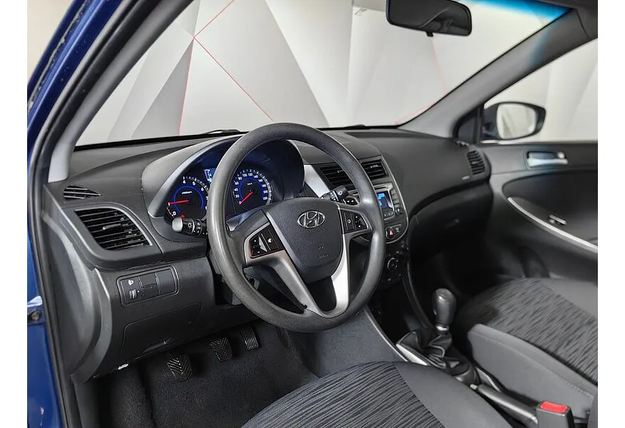 Hyundai Solaris 1.6 MT (123 л.с.) Comfort Синий в АВИЛОН. Слайд №19