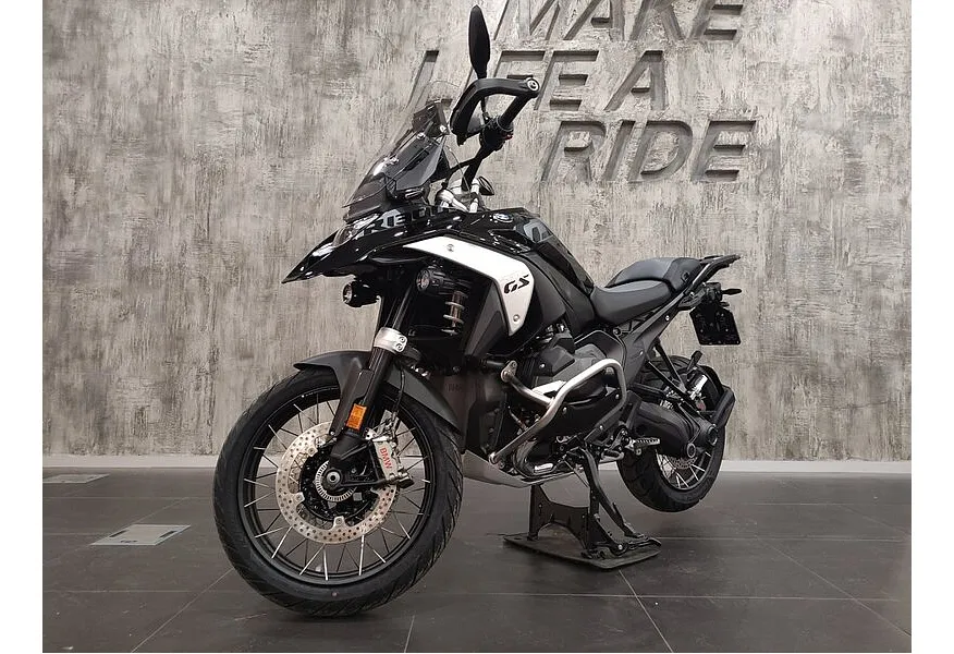 АВИЛОН - BMW Motorrad R 1300 GS R 1300 GS 1300 см³ (145) 1300 Черный - slide 9487942