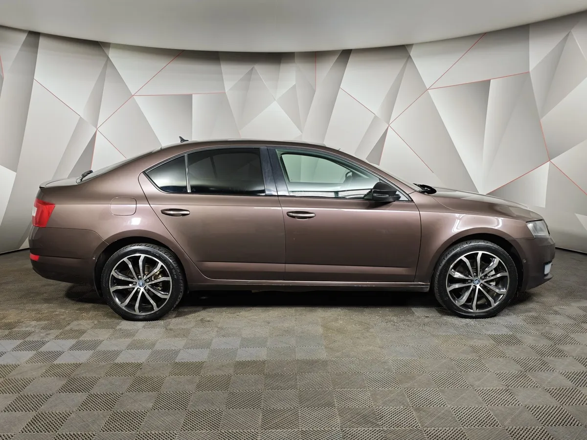 Skoda Octavia 1.8 TSI DSG (180 л.с.) Коричневый в АВИЛОН. Слайд №6