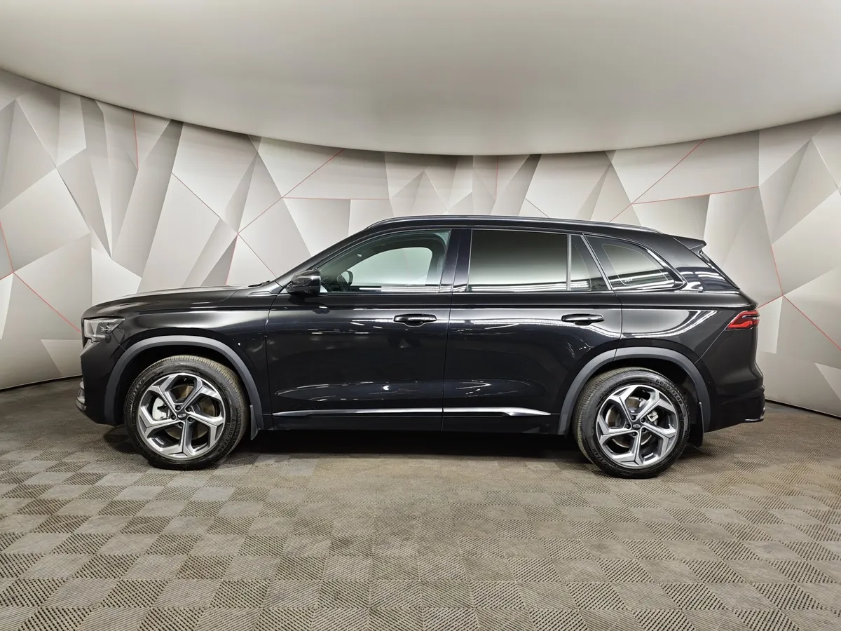 Geely Monjaro 2.0T 8AT 4WD (238 л.с.) Flagship Черный в АВИЛОН. Слайд №5