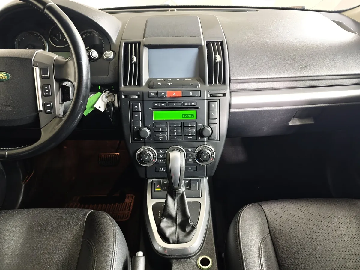 Land Rover Freelander 2.2 TD AT (160 л.с.) Белый в АВИЛОН. Слайд №14