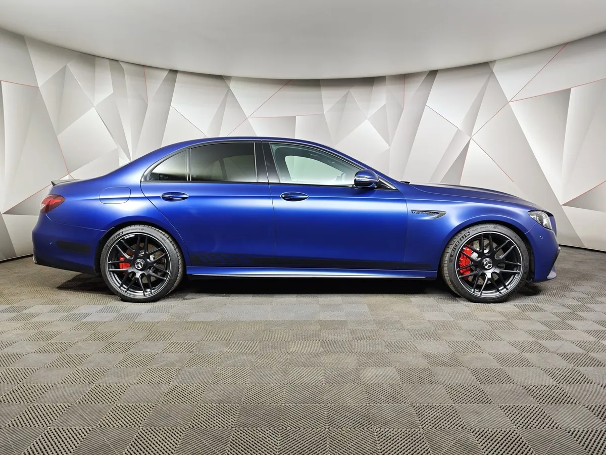 Mercedes-Benz E-Класс E 63 S AMG 4MATIC+ 9G-TRONIC (612 л.с.) Синий в АВИЛОН. Слайд №6