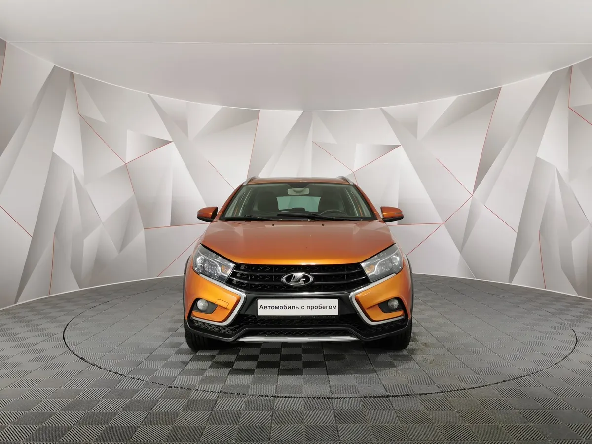 ВАЗ (Lada) Vesta 1.8 MT (122 л.с.) Оранжевый в АВИЛОН. Слайд №7