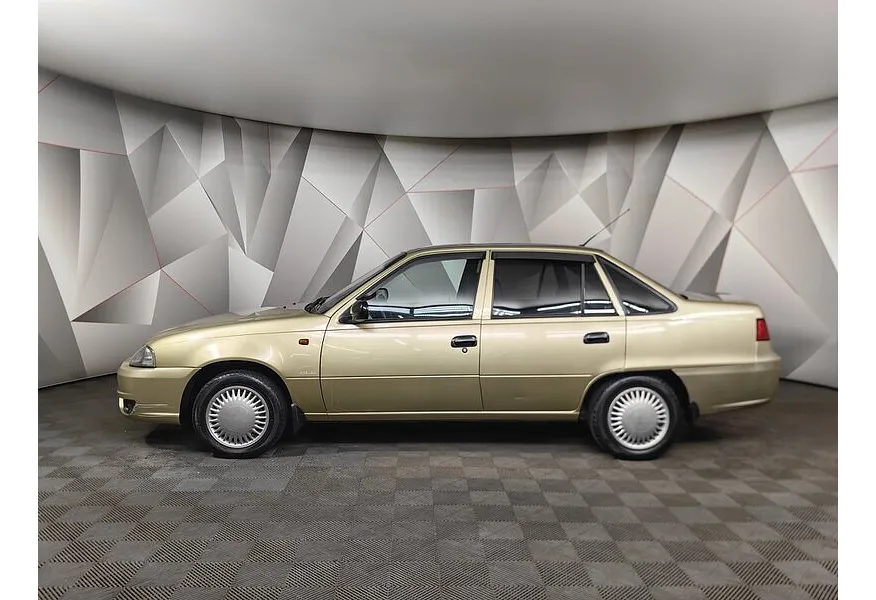 LIVE. Слайд №3