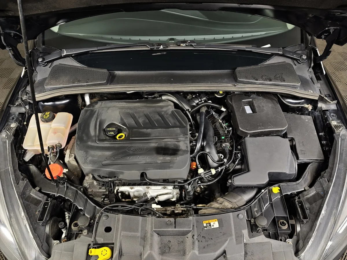 Ford Focus 1.5 EcoBoost AT (150 л.с.) Titanium Черный в АВИЛОН. Слайд №11