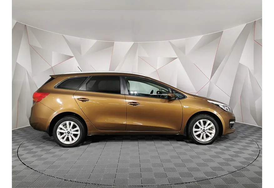 LIVE. Слайд №4