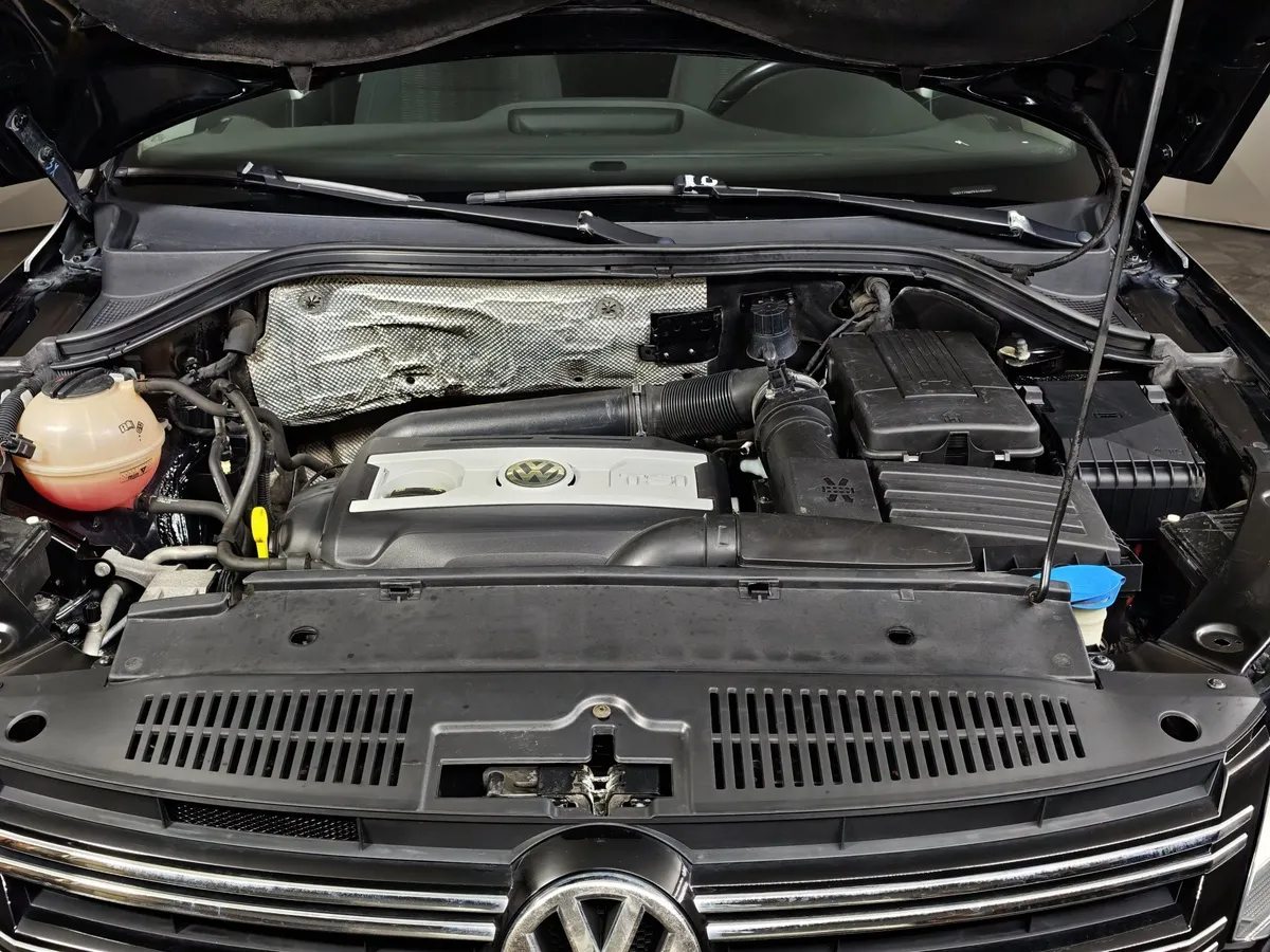 Volkswagen Tiguan 2.0 TSI 4Motion AT (170 л.с.) Track & Field Черный в АВИЛОН. Слайд №11