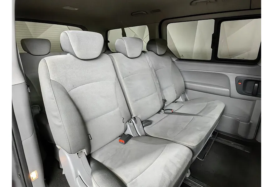 Hyundai H-1 2.5 CRDi AT (170 л.с.) Dynamic Серый в АВИЛОН. Слайд №17