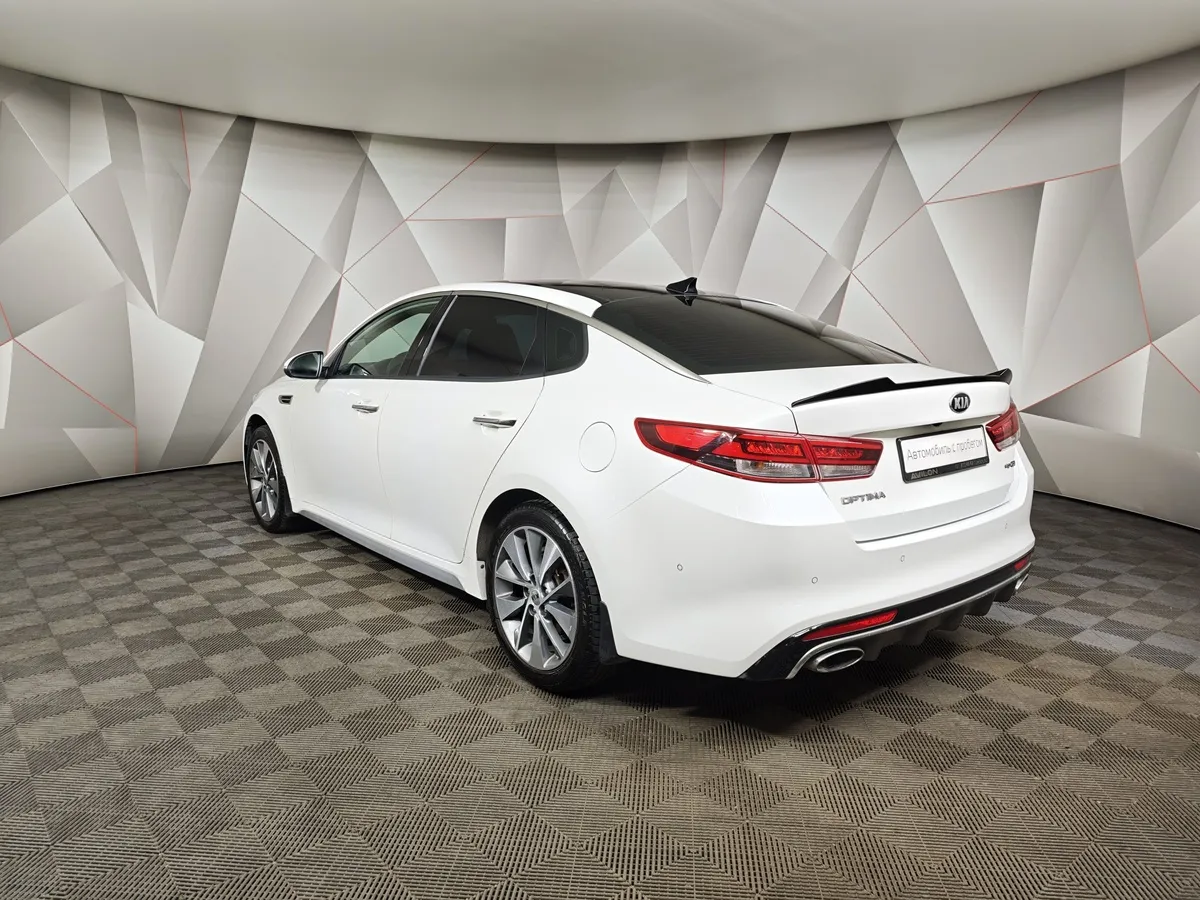 Kia Optima 2.0 T AT (245 л.с.) GT Белый в АВИЛОН. Слайд №4