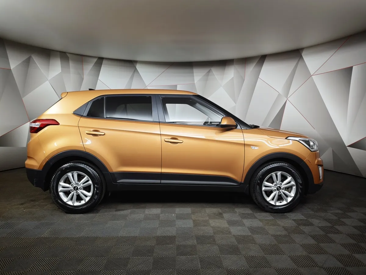 Hyundai Creta 2.0 AT (149 л.с.) Travel + Advanced Оранжевый в АВИЛОН. Слайд №6