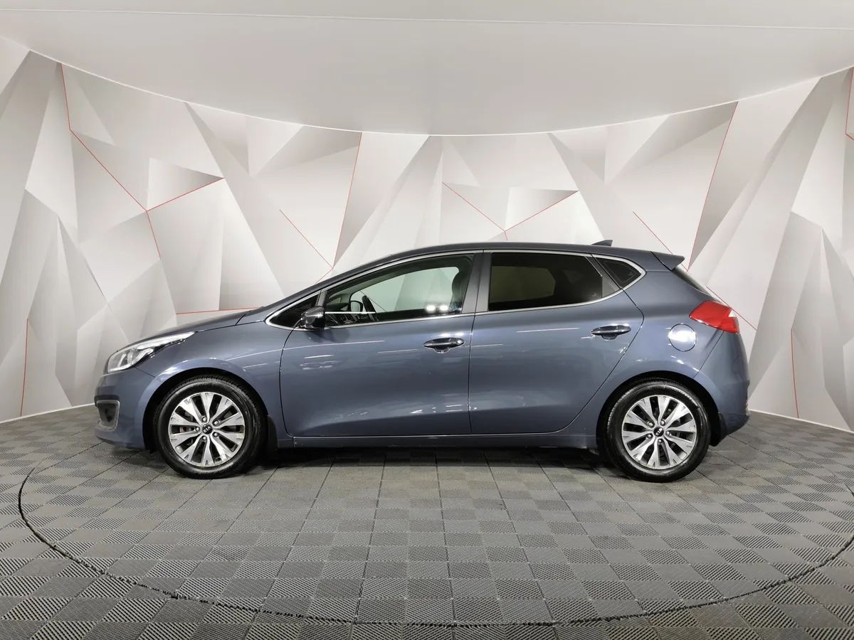 Kia Ceed 1.6 DCT (135 л.с.) Classic Синий в АВИЛОН. Слайд №5