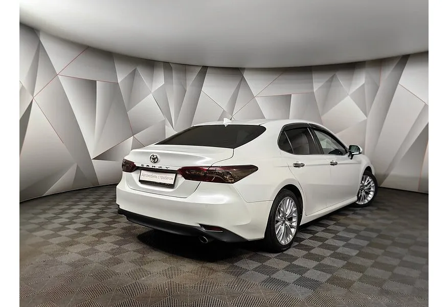 АВИЛОН - Toyota Camry 2.5 AT (181 л.с.) Белый - slide 0