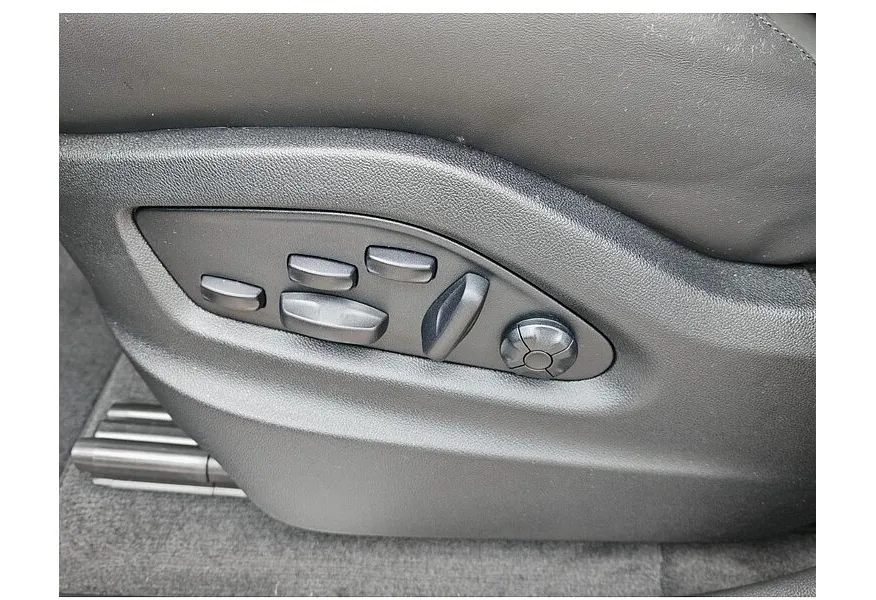 Porsche Cayenne Coupe 3.0 Tiptronic AWD (340 л.с.) Черный в АВИЛОН. Слайд №6