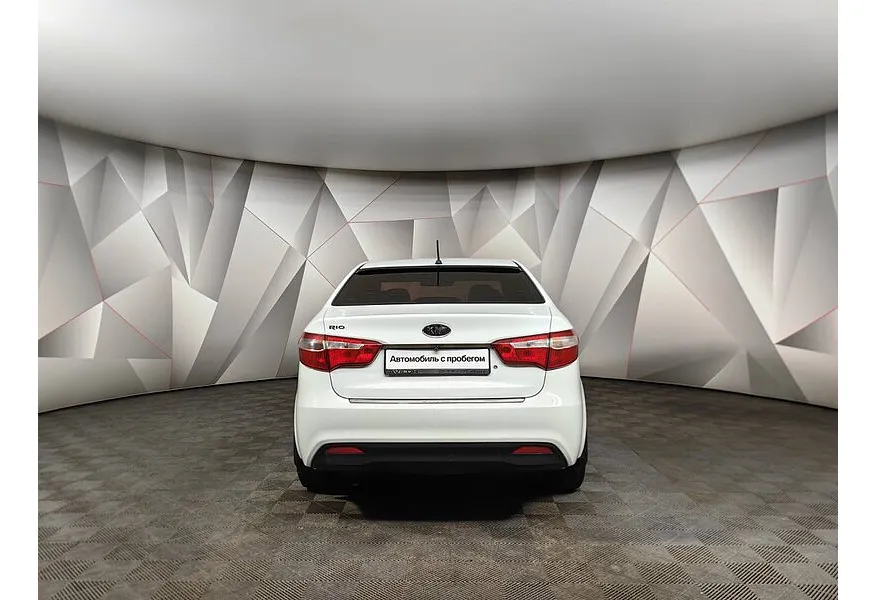 Kia Rio 1.4 MT (107 л.с.) Белый в АВИЛОН. Слайд №8