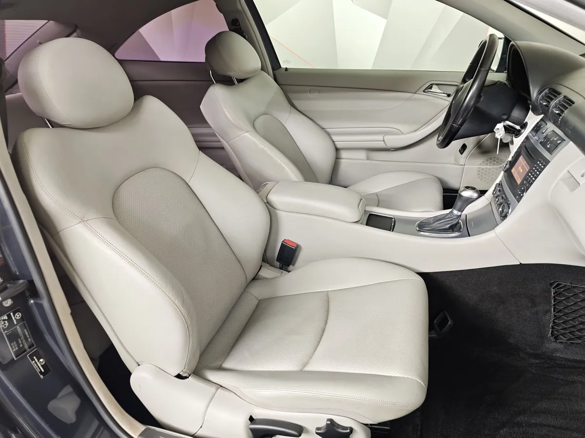 Mercedes-Benz CLC CLC 230 7G-Tronic (204 л.с.) Kompressor Серый в АВИЛОН. Слайд №19
