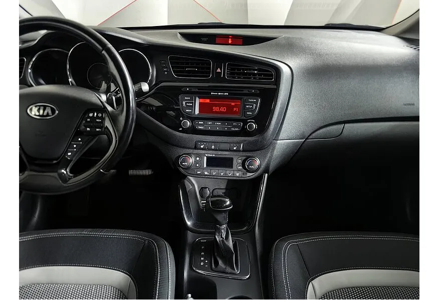 АВИЛОН - Kia Ceed 1.6 AT (129 л.с.) Серебристый - slide 9