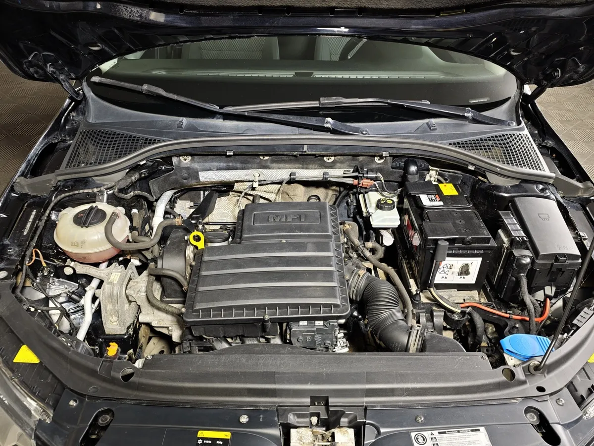 Skoda Octavia 1.6 MPI AT (110 л.с.) Черный в АВИЛОН. Слайд №11