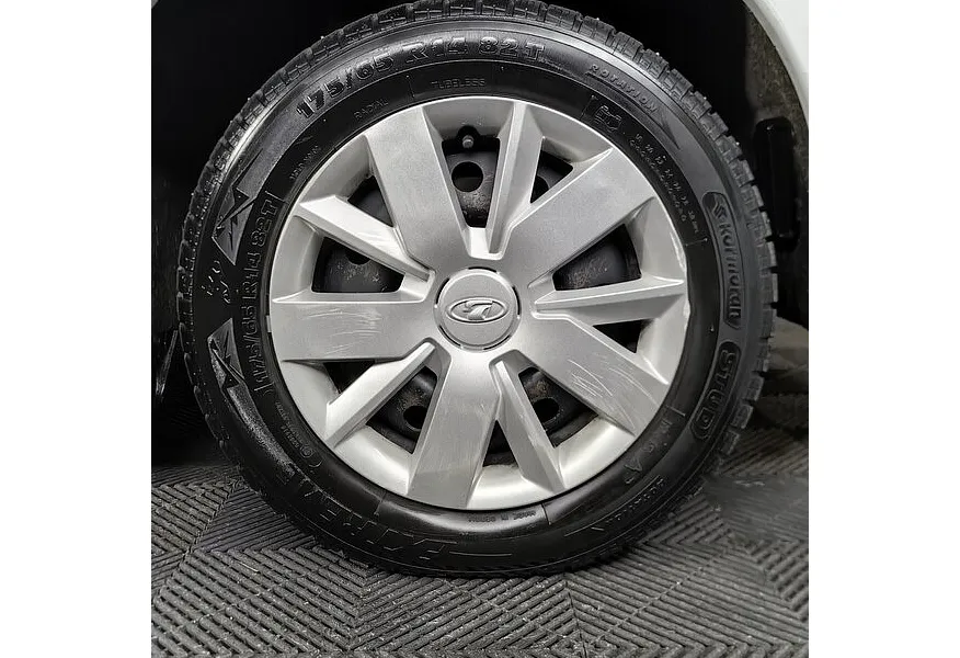 ВАЗ (Lada) Granta 1.6 AMT (106 л.с.) Белый в АВИЛОН. Слайд №9