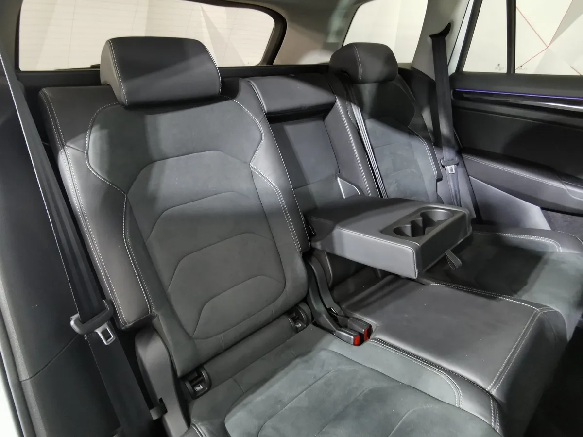 Skoda Kodiaq 2.0 TSI DSG 4X4 (180 л.с.) Белый в АВИЛОН. Слайд №16
