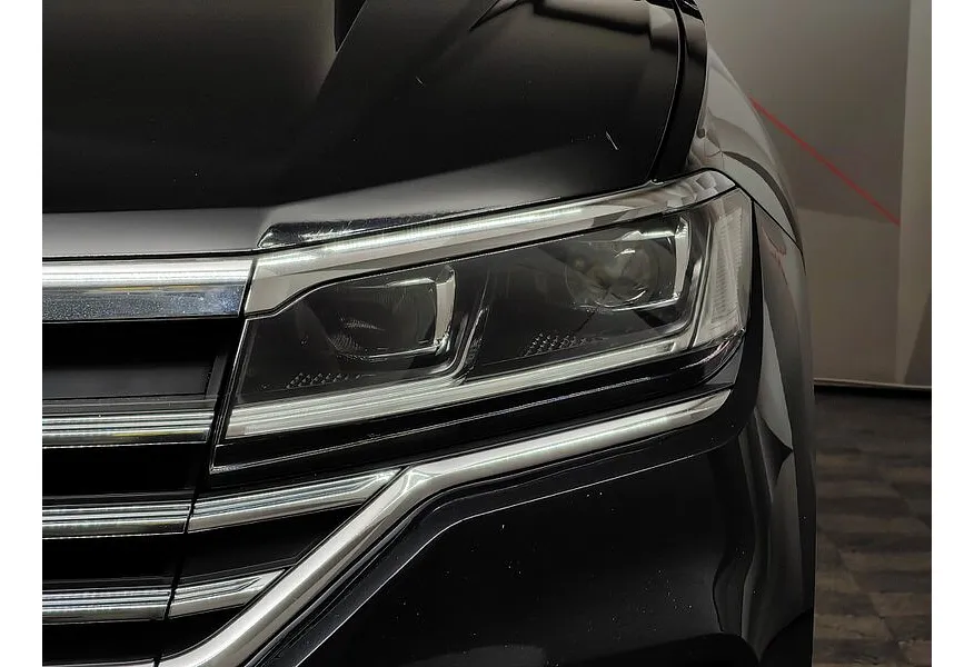 Volkswagen Touareg 3.0 V6 TDI Tiptronic 4Motion (249 л.с.) Respect Черный в АВИЛОН. Слайд №10