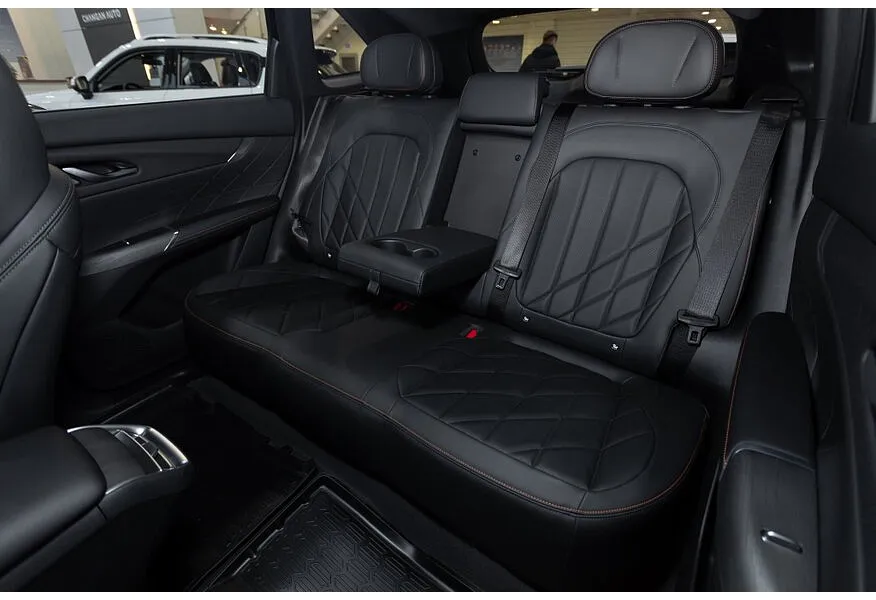 Changan CS75PLUS 2.0 AT 4WD (235 л.с.) Tech Черный в АВИЛОН. Слайд №8