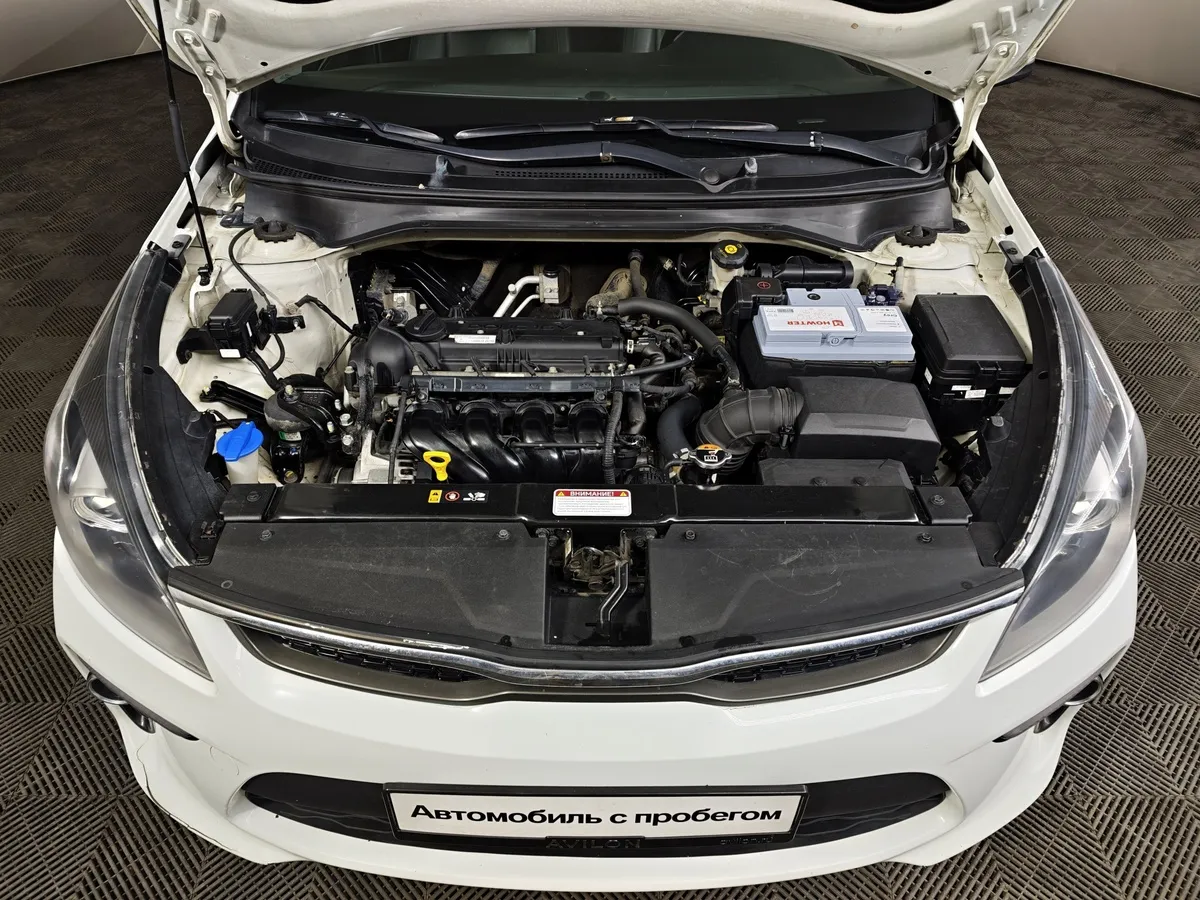 Kia Rio 1.6 AT (123 л.с.) Белый в АВИЛОН. Слайд №11
