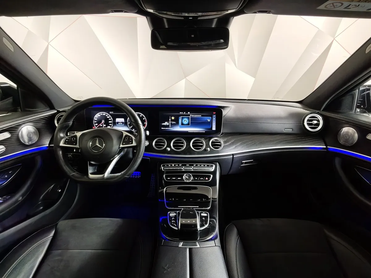 Mercedes-Benz E-Класс E 300 9G-TRONIC (245 л.с.) Sport Plus Белый в АВИЛОН. Слайд №13